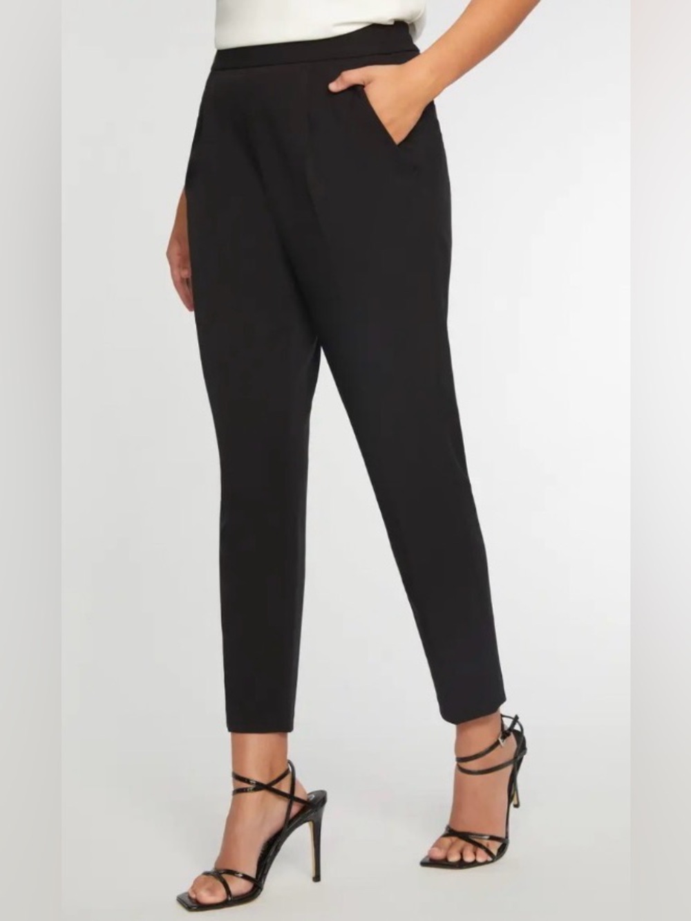 Elie Tahari Black Pleated Tailored Straight-Leg Ankle Trousers